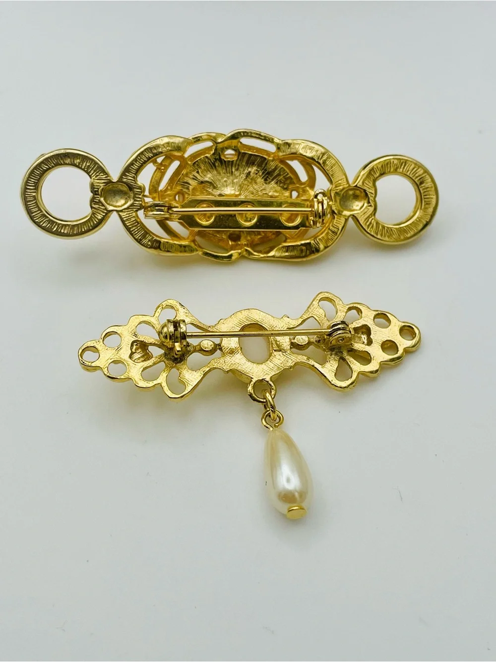 Gold-Tone Pearl Filigree 2 Brooch Set - one with Dangle Pearl. Pearl Cabochons
